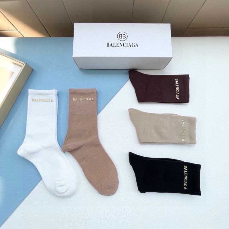 BALENCIAGA